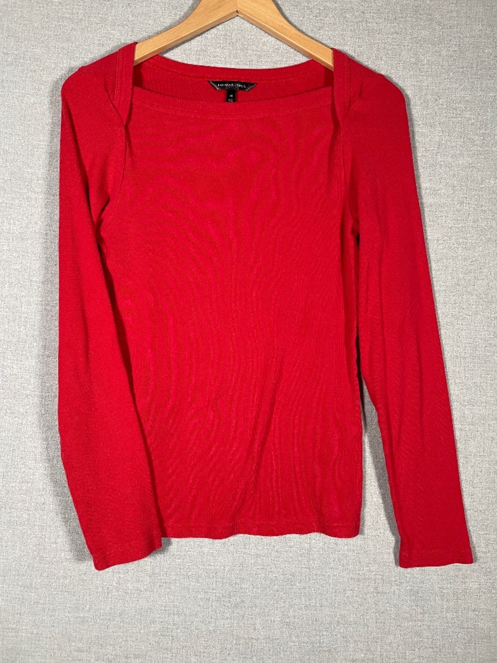 Banana Republic Red Ribbed Boatneck Top Medium Long Sleeve Knit Stretch Shirt